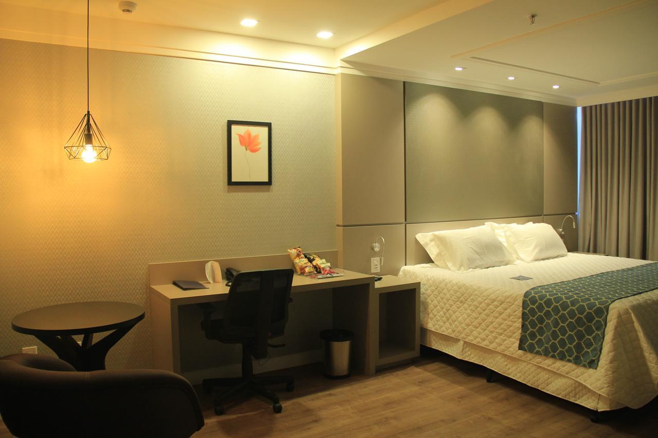 Quarto Deluxe com Cama King-size