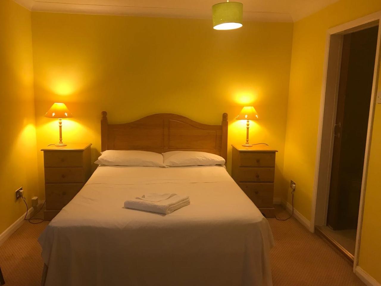 Doppelzimmer mit eigenem Bad
