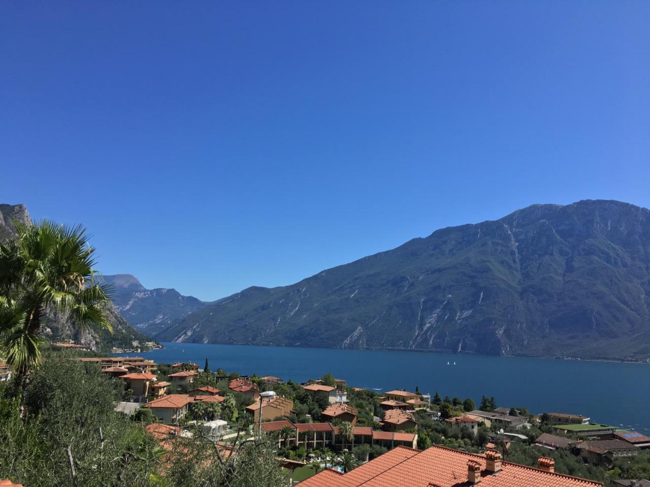 Camera Singola con Vista Lago