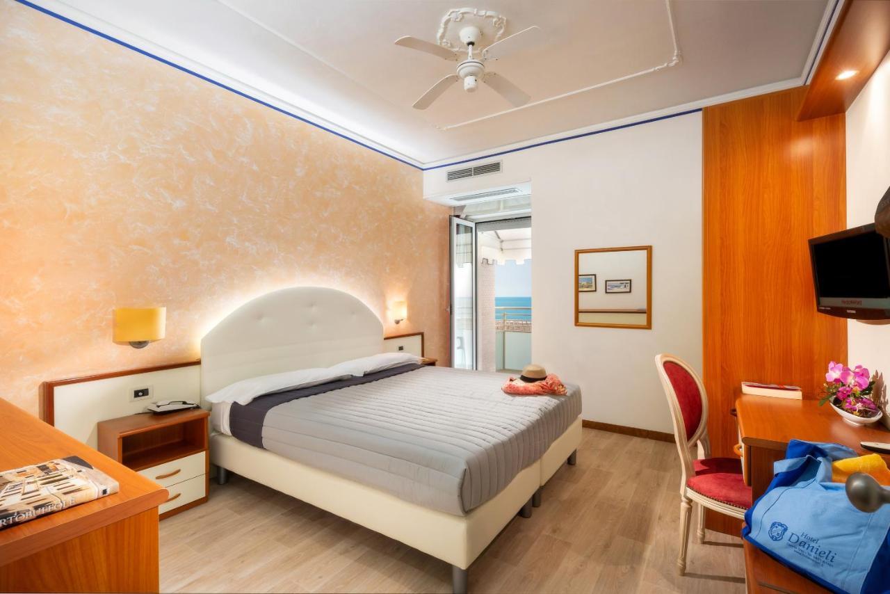 Standard Doppelzimmer mit Meerblick
