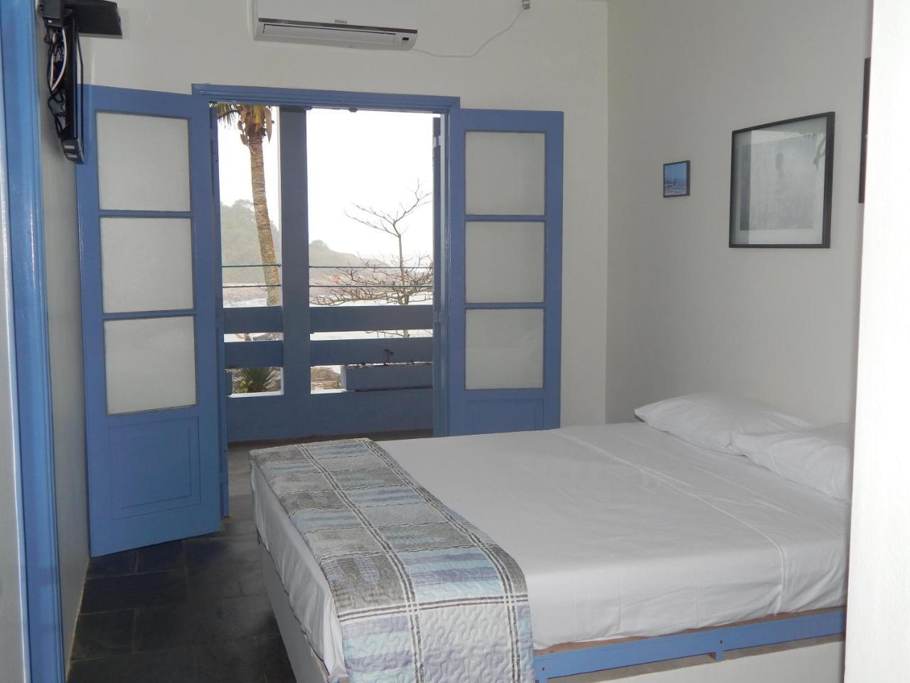 Quarto Duplo Deluxe com Varanda e Vista do Mar