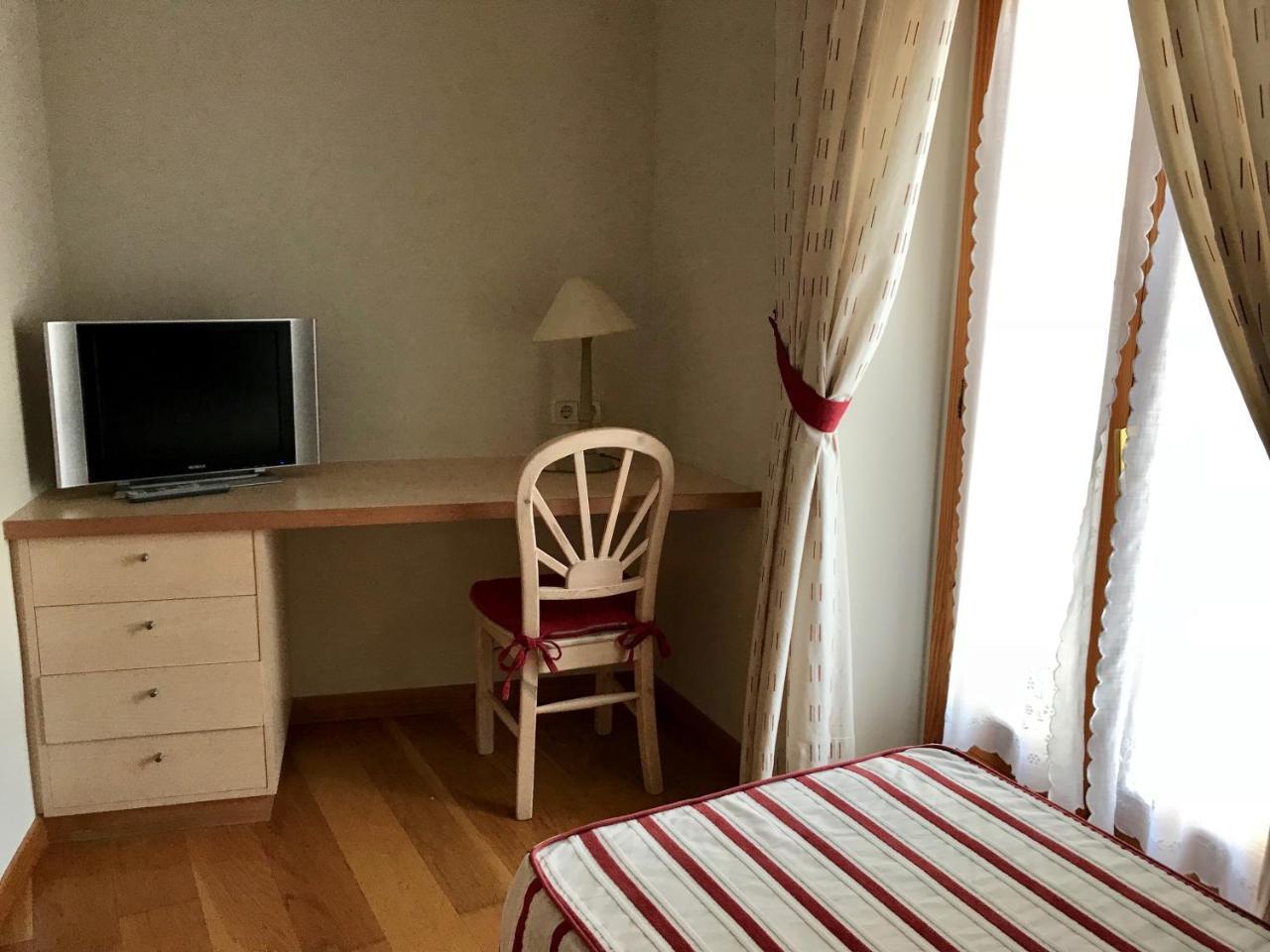 Suite Junior (2 adultos + 2 niños)