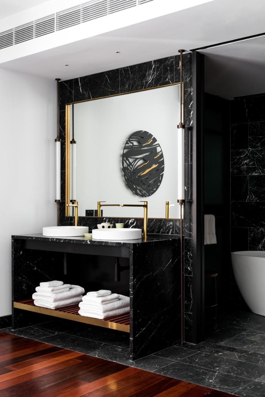 Luxe Zimmer mit Kingsize-Bett