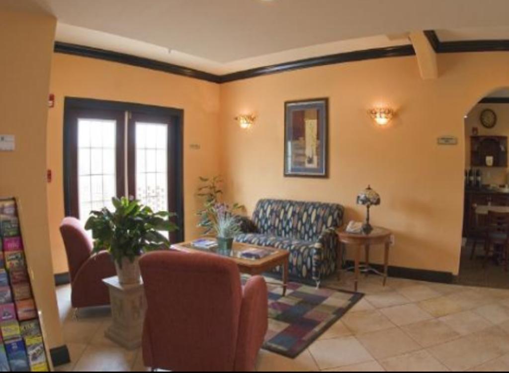 King Room with Spa Bath