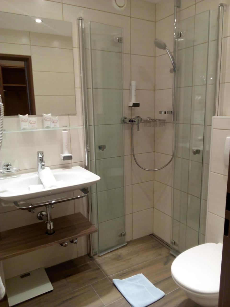 Double Room,47432545:JPEG