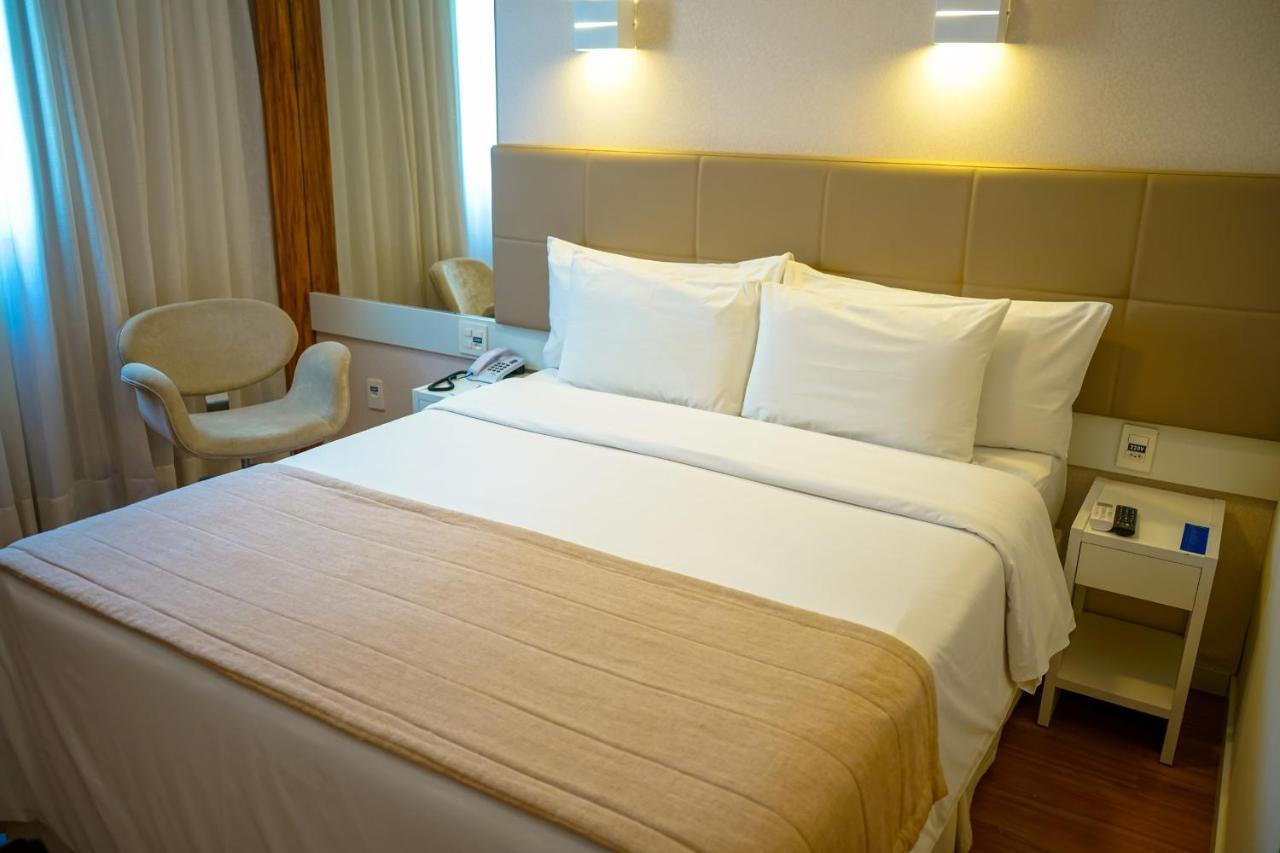 Quarto Deluxe com Cama Queen-size