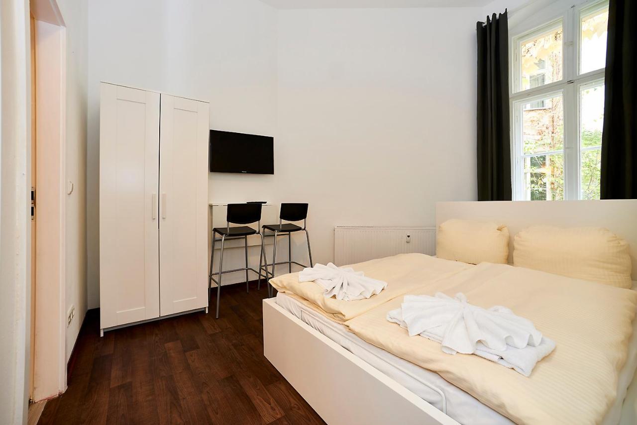 Quarto Duplo com Casa de Banho Privativa