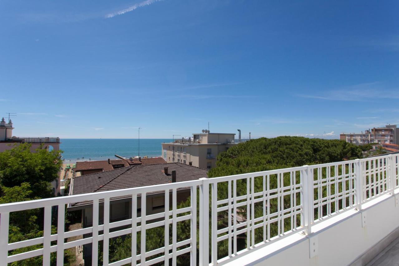 Plus Superior Double or Twin Room with Sea View