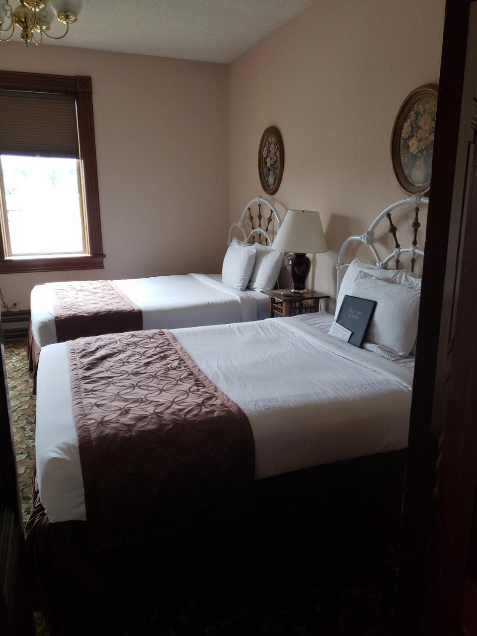 Superior Queen Room with Two Queen Beds