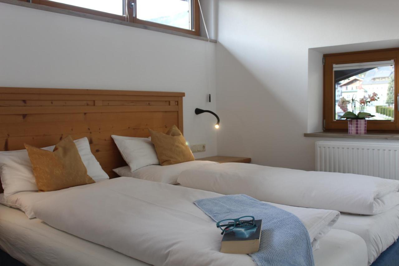 Apartment mit Balkon
