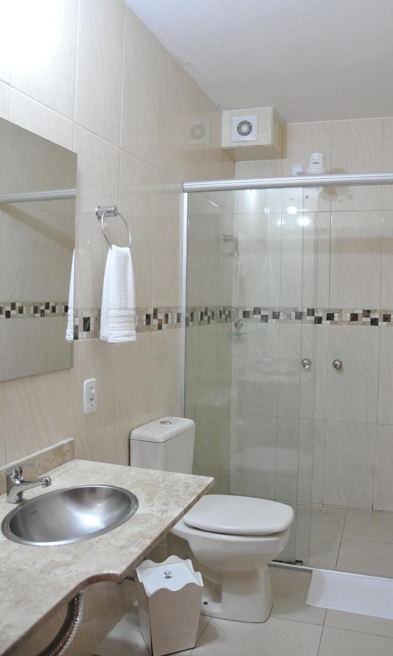 Quarto Duplo