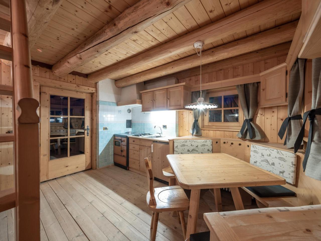 Bungalow Deluxe