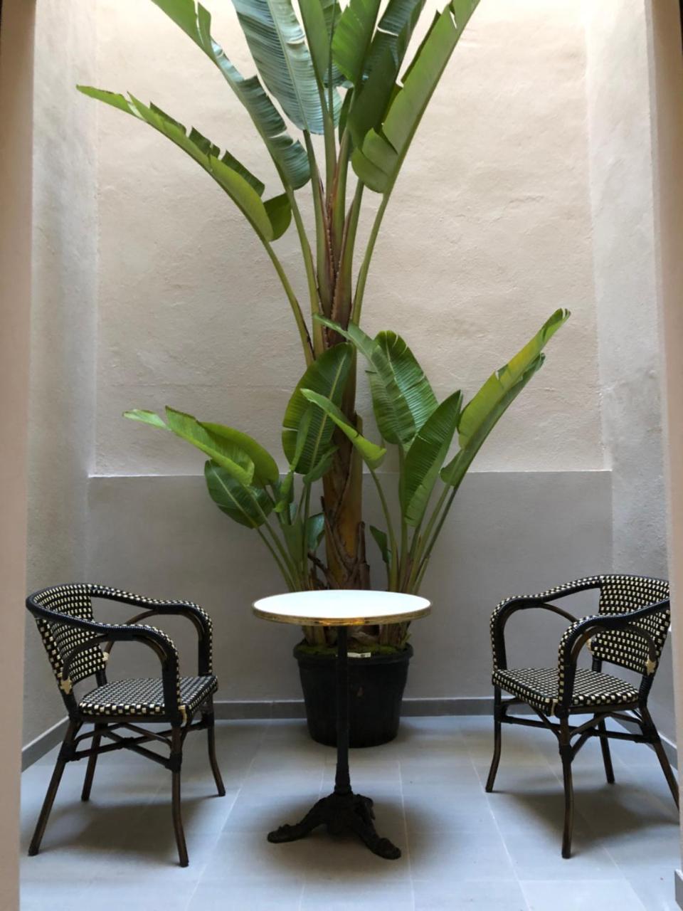 Chambre Double avec Patio