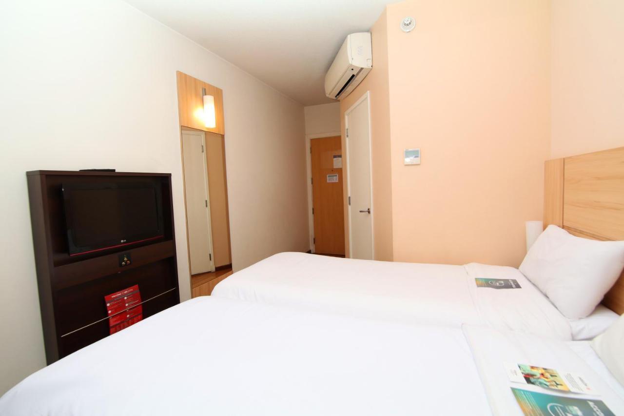 Quarto Standard com 2 Camas de Solteiro