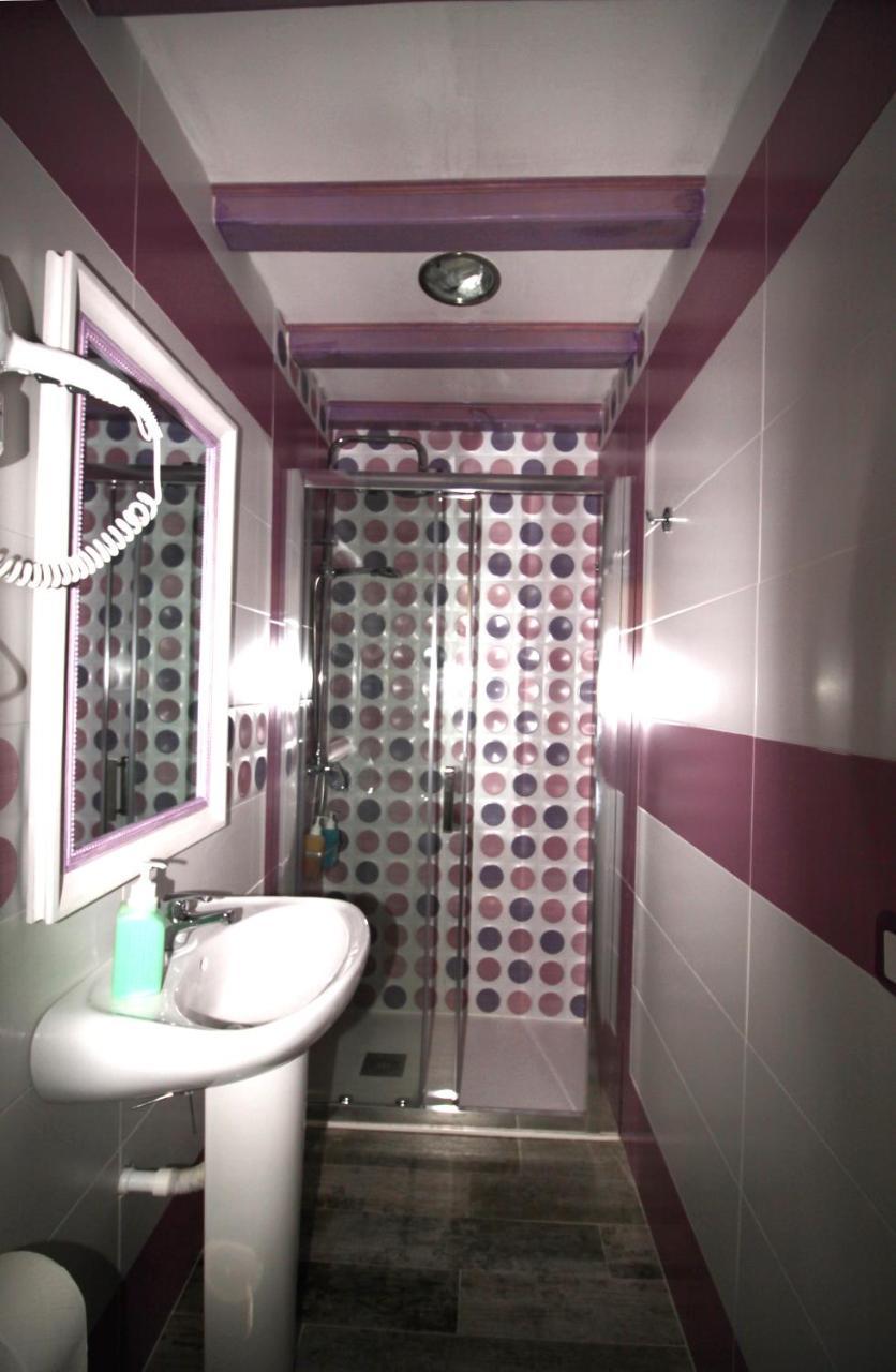 Chambre Lits Jumeaux avec Salle de Bains Privative
