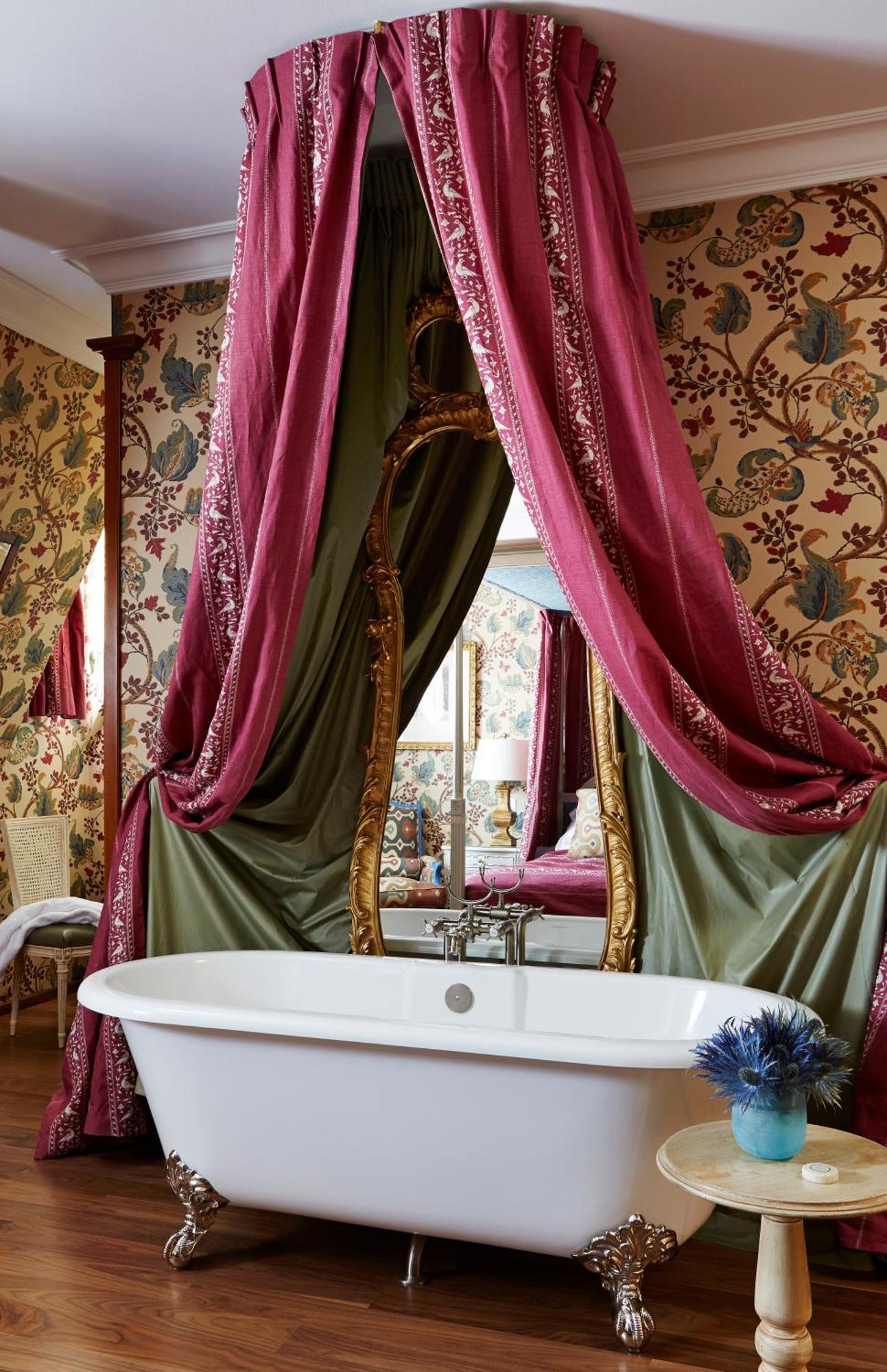 Queen Victoria Suite mit Blick auf den See