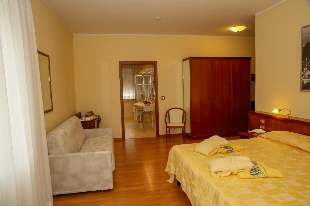 Camera Superior Doppia con Letti Singoli