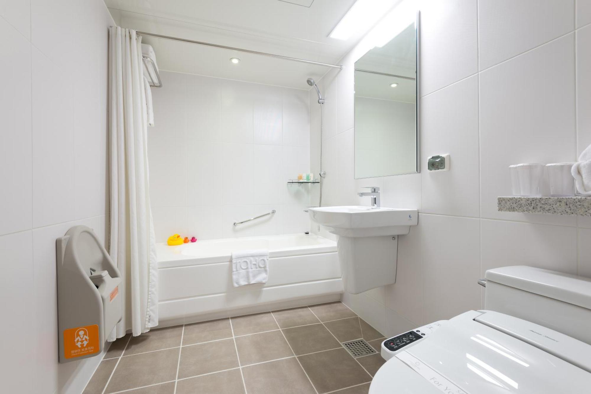 Familiensuite (2 Erwachsene + 2 Kinder) - Nichtraucher