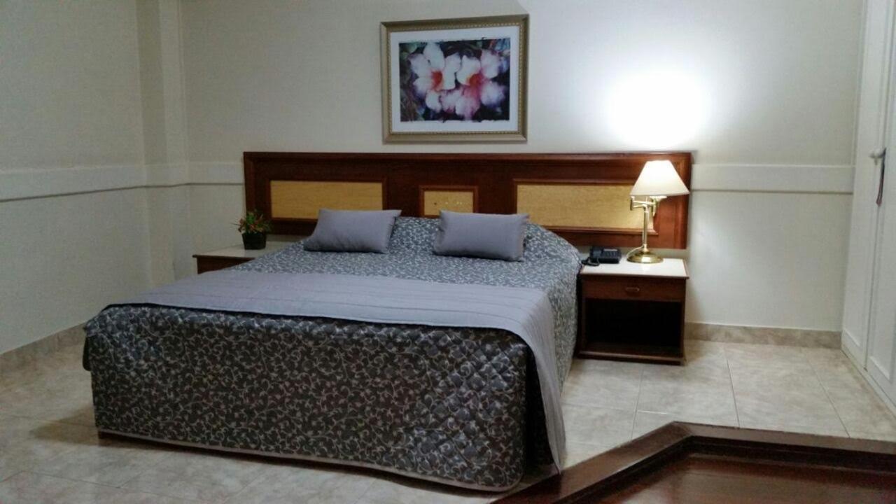 Quarto Duplo Standard