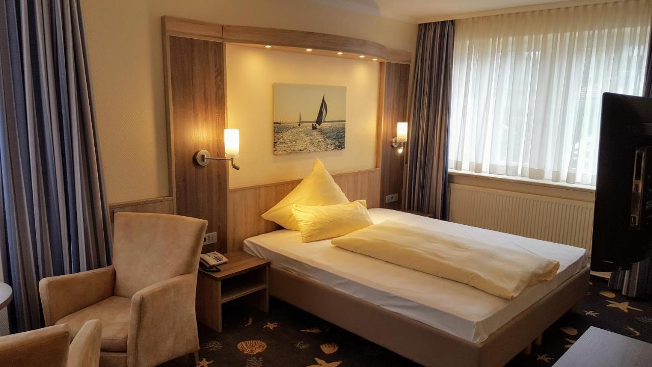 Double Room,775750858:JPEG