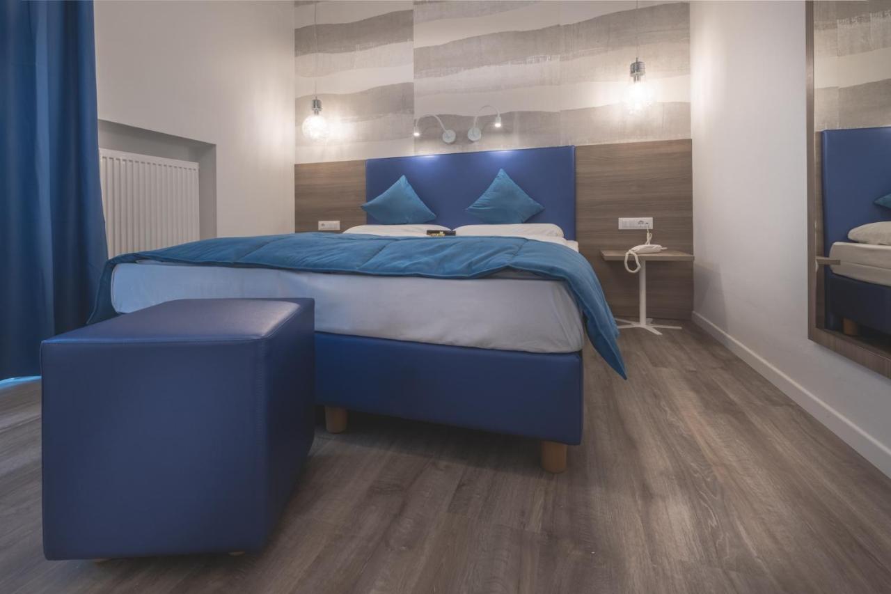 Standard Double Room,413764590:JPEG