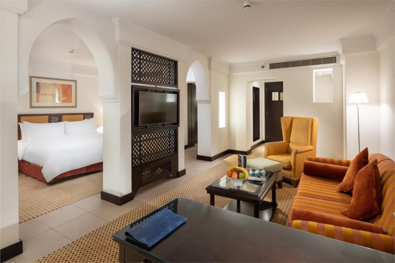 Suite Junior con acceso al salón