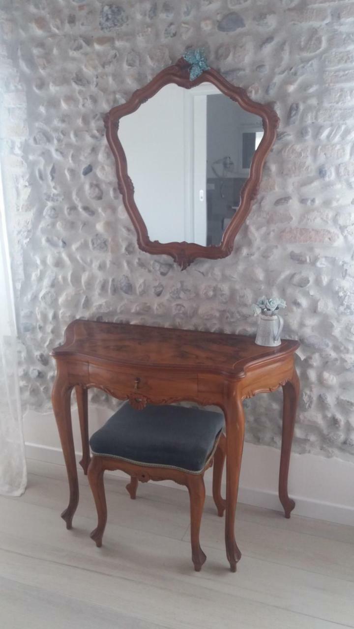 Double Room,781663668:JPEG