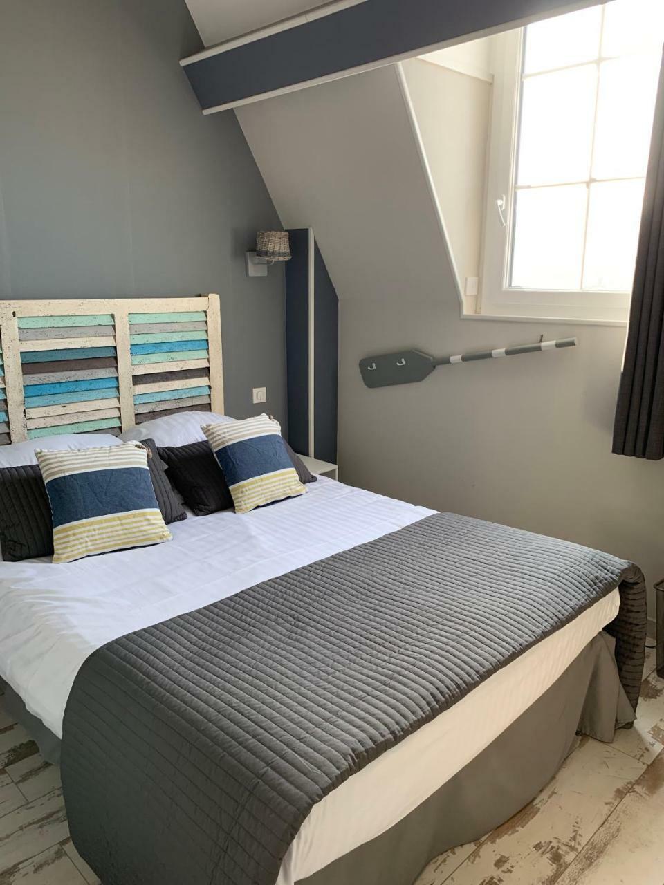 Chambre Double - Vue sur Montagne