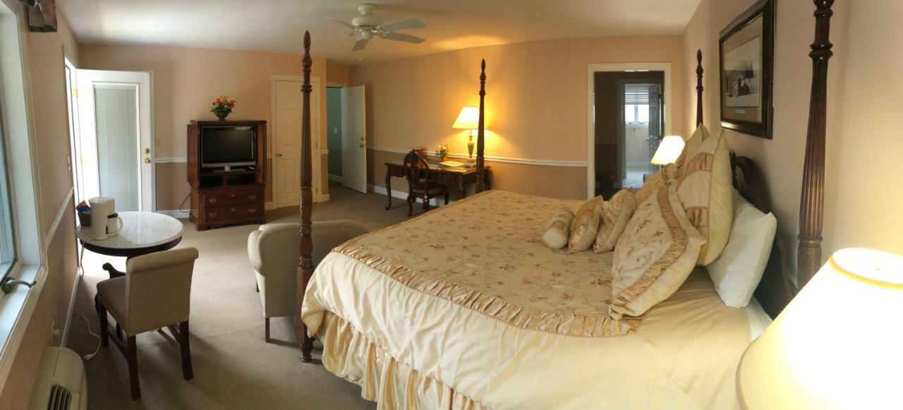 King Suite,781063557:JPEG
