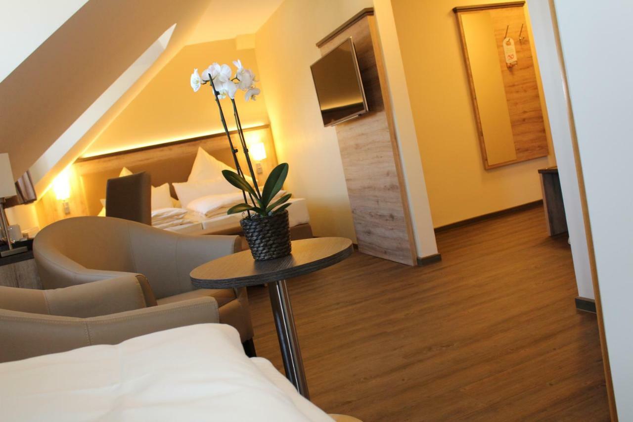 Dreibettzimmer