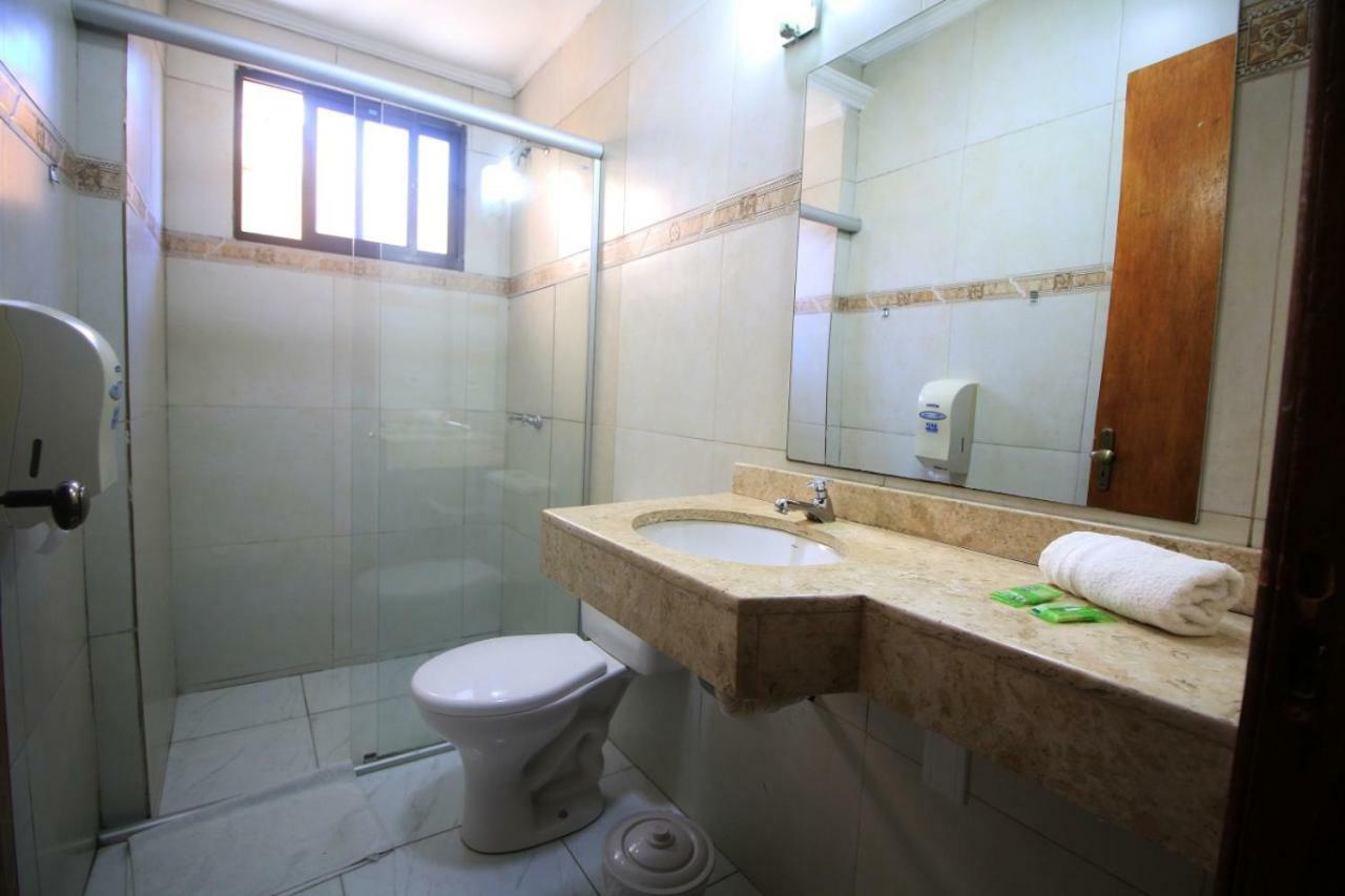 Quarto Superior Deluxe com Cama de Casal ou 2 de Solteiro