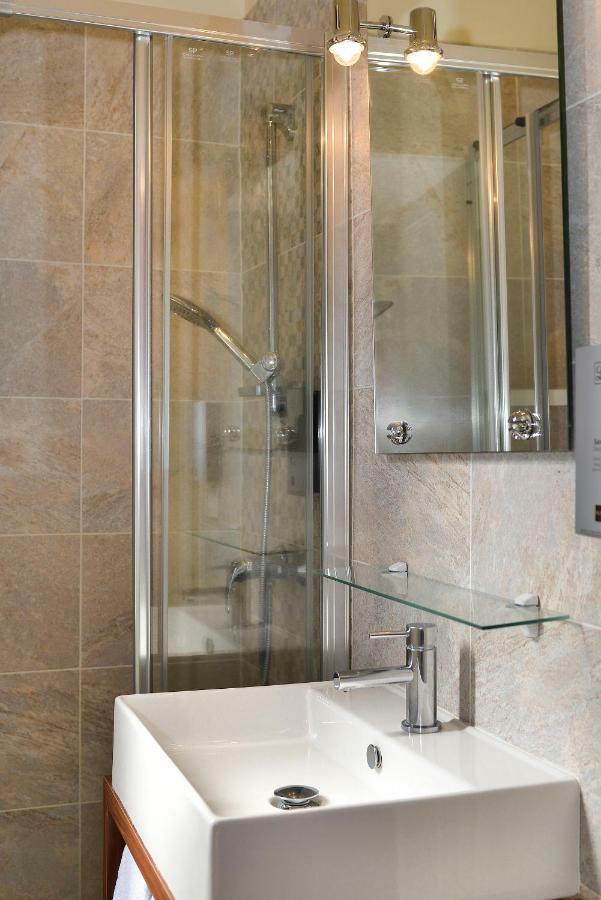 Chambre Double avec Salle de Bains Privative