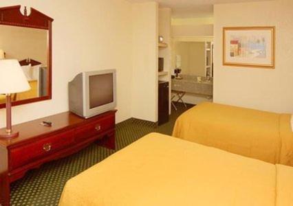 Double Room with Two Double Beds - Smoking