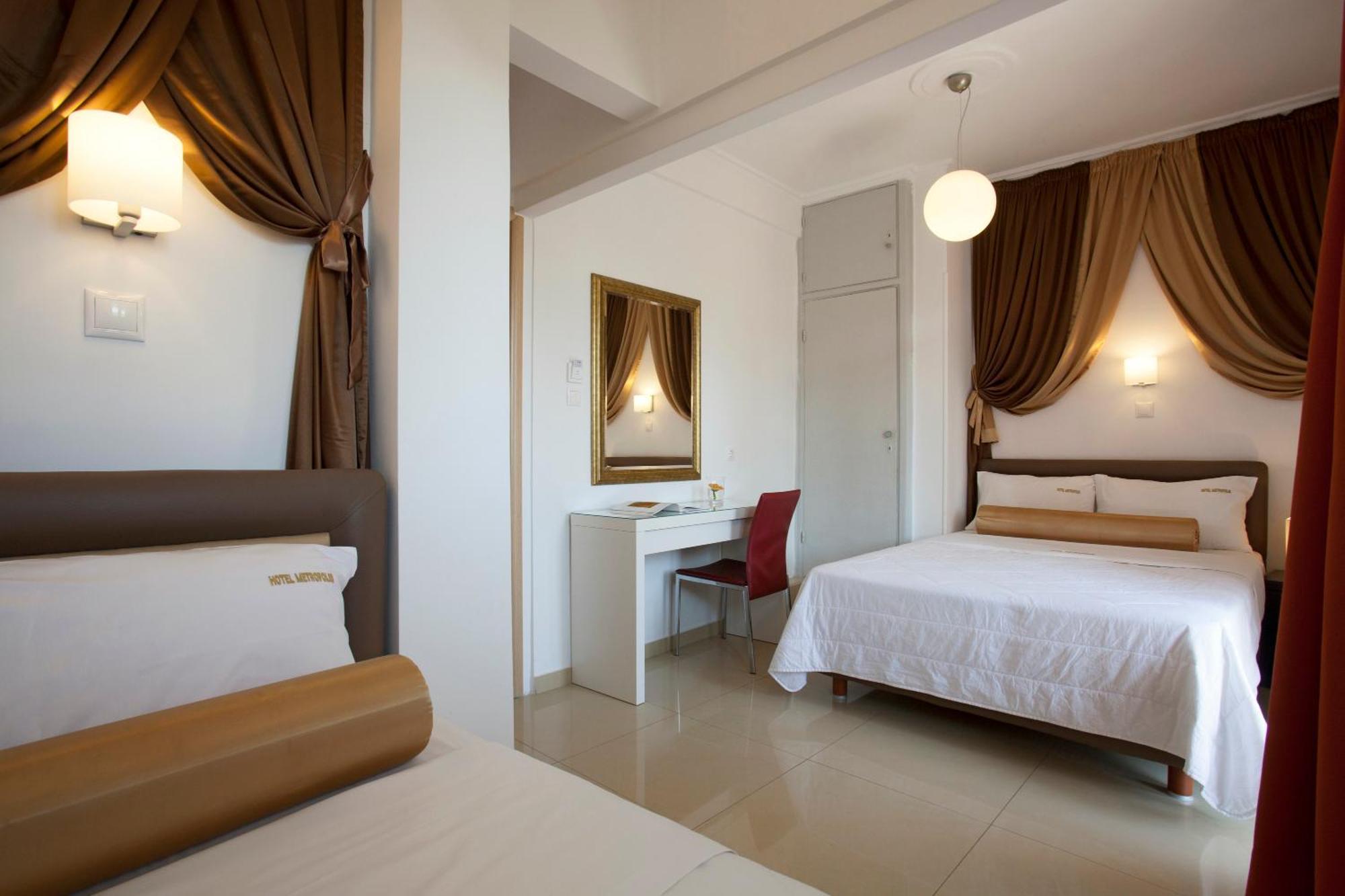Chambre Triple - Vue sur Acropole
