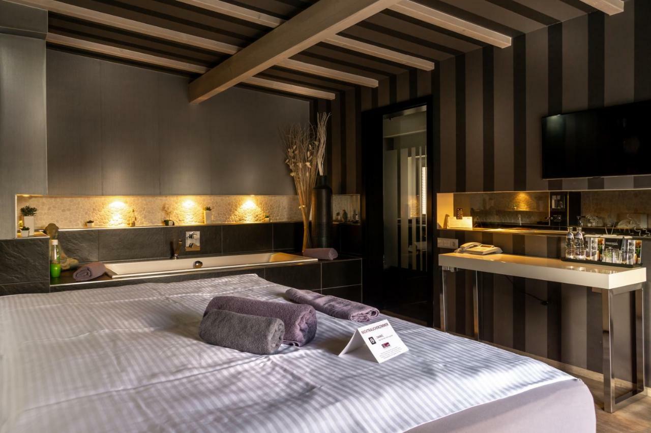 Junior Suite,796806153:JPEG