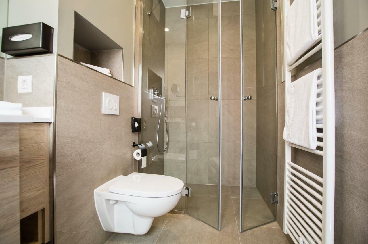 Double Room with Terrace,798518499:JPEG
