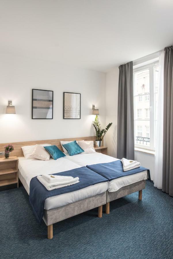 Doppel- oder Zweibettzimmer