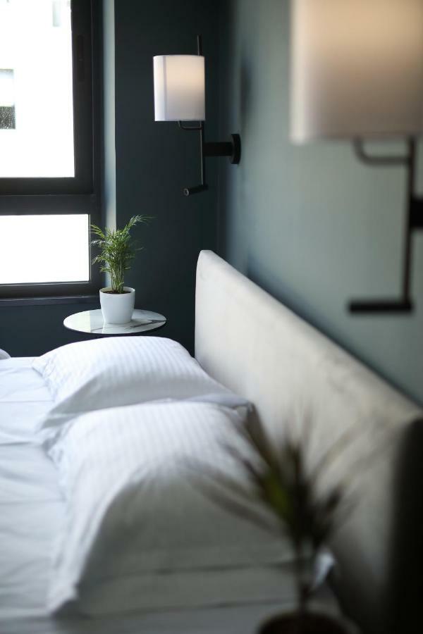 Quarto Superior com Cama de Casal ou 2 de Solteiro e Vista da Cidade