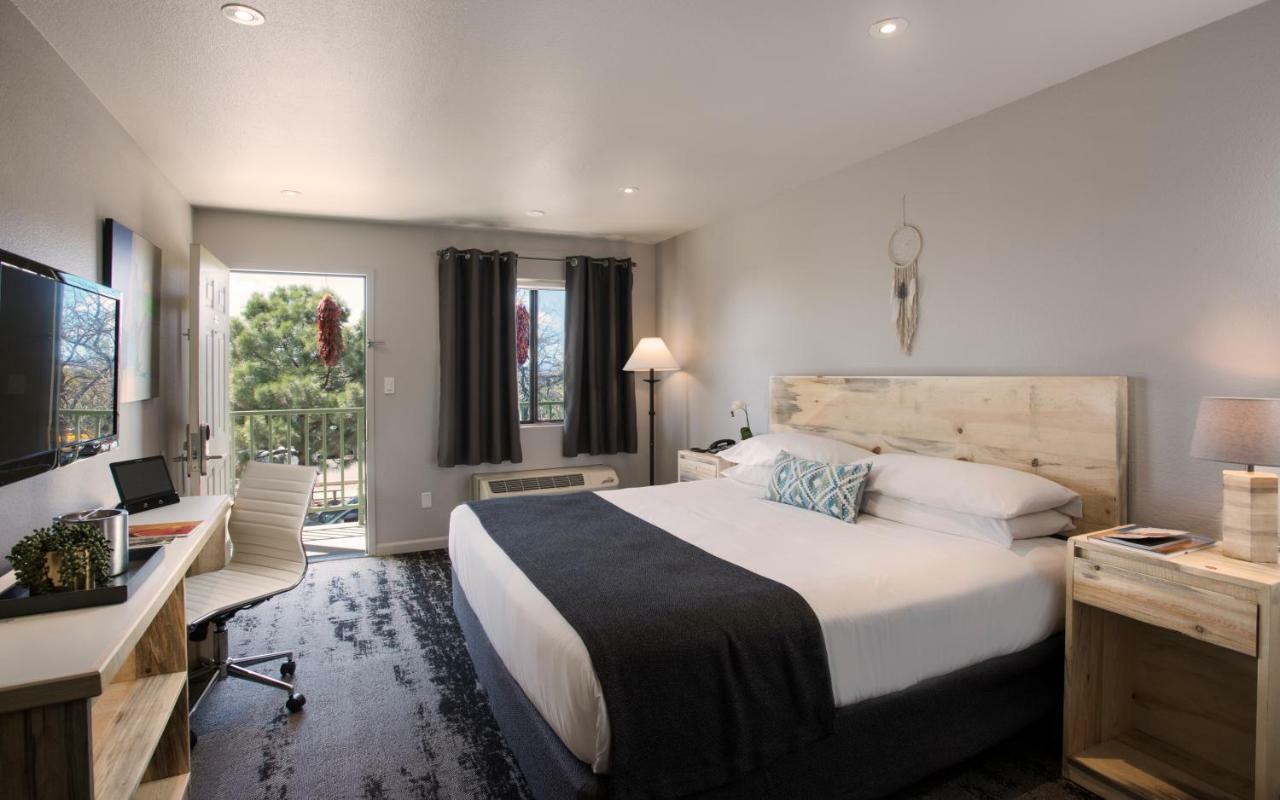 King Room,805579941:JPEG