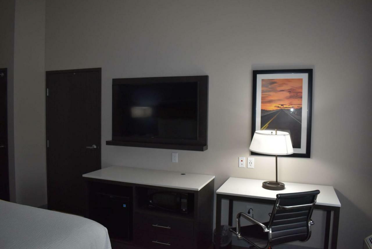 Queen Room with Two Queen Beds - Mobility Access/Non-Smoking