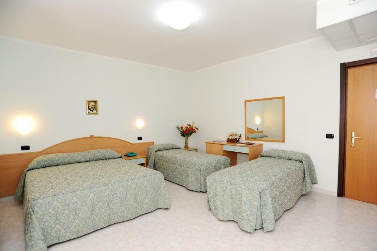 Quadruple Room,815281538:JPEG