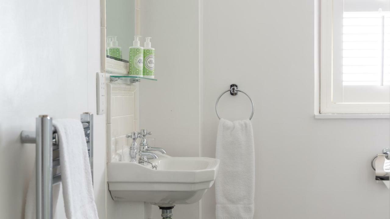 Zimmer im Haus - nur Dusche