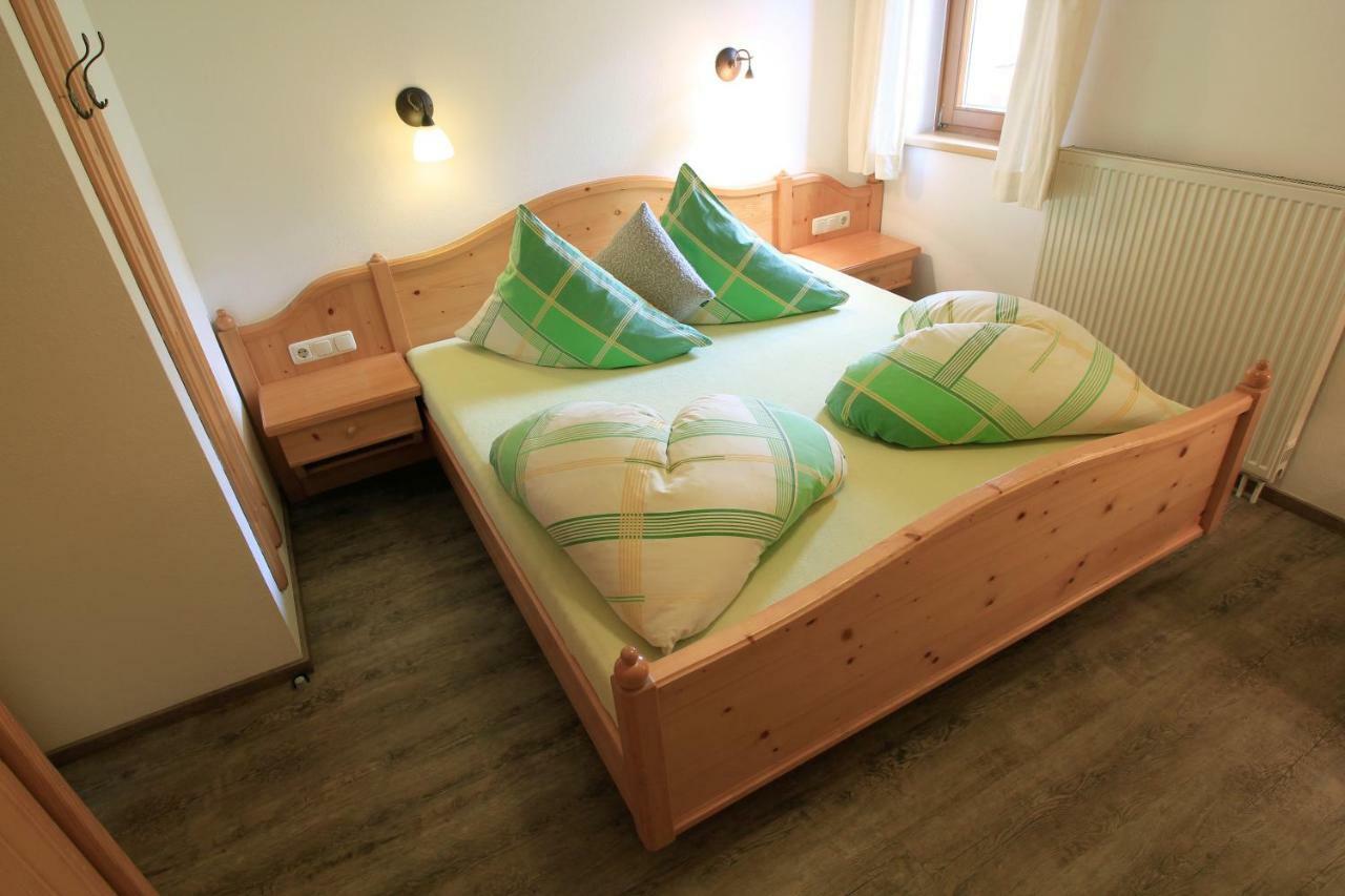 Two-Bedroom Apartment with Balcony,815806721:JPEG