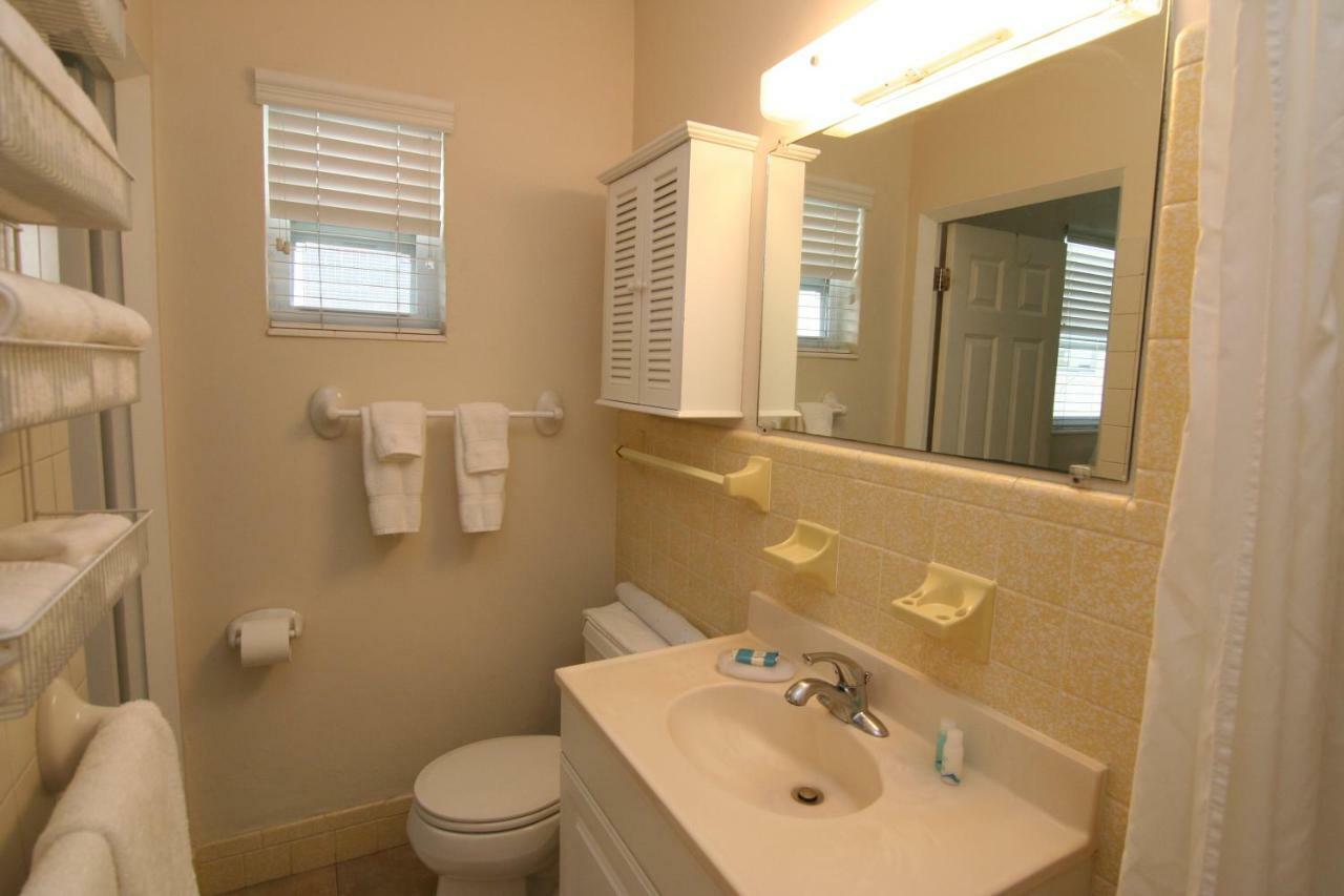 Studio Apartment,1598933935:JPEG
