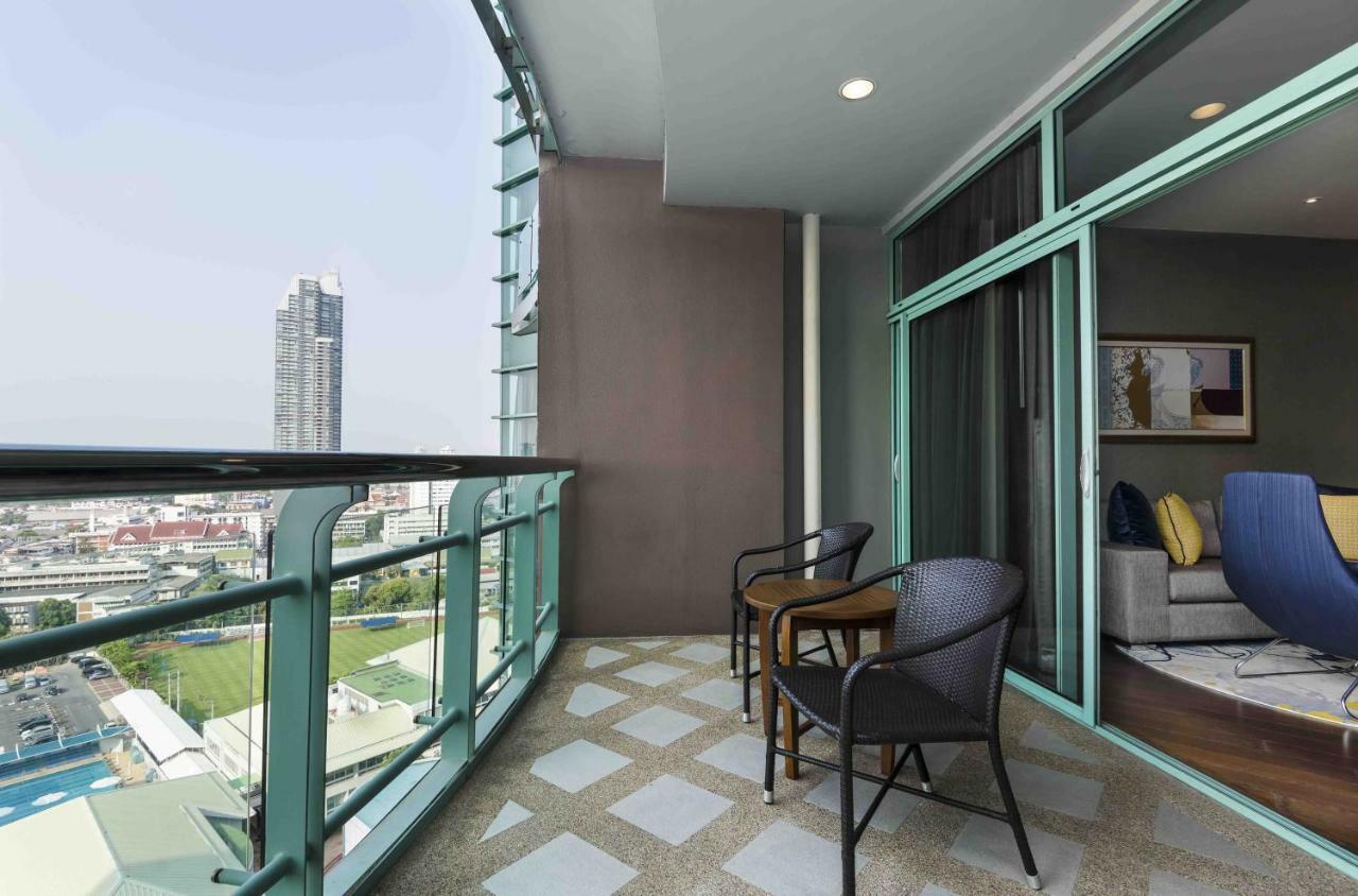 Suite mit 1 Schlafzimmer mit Kingsize-Bett und Stadtblick