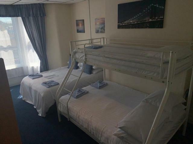 Family Room,817917173:JPEG