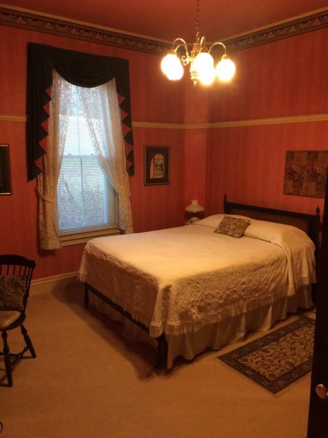 Deluxe Double Room with Shower