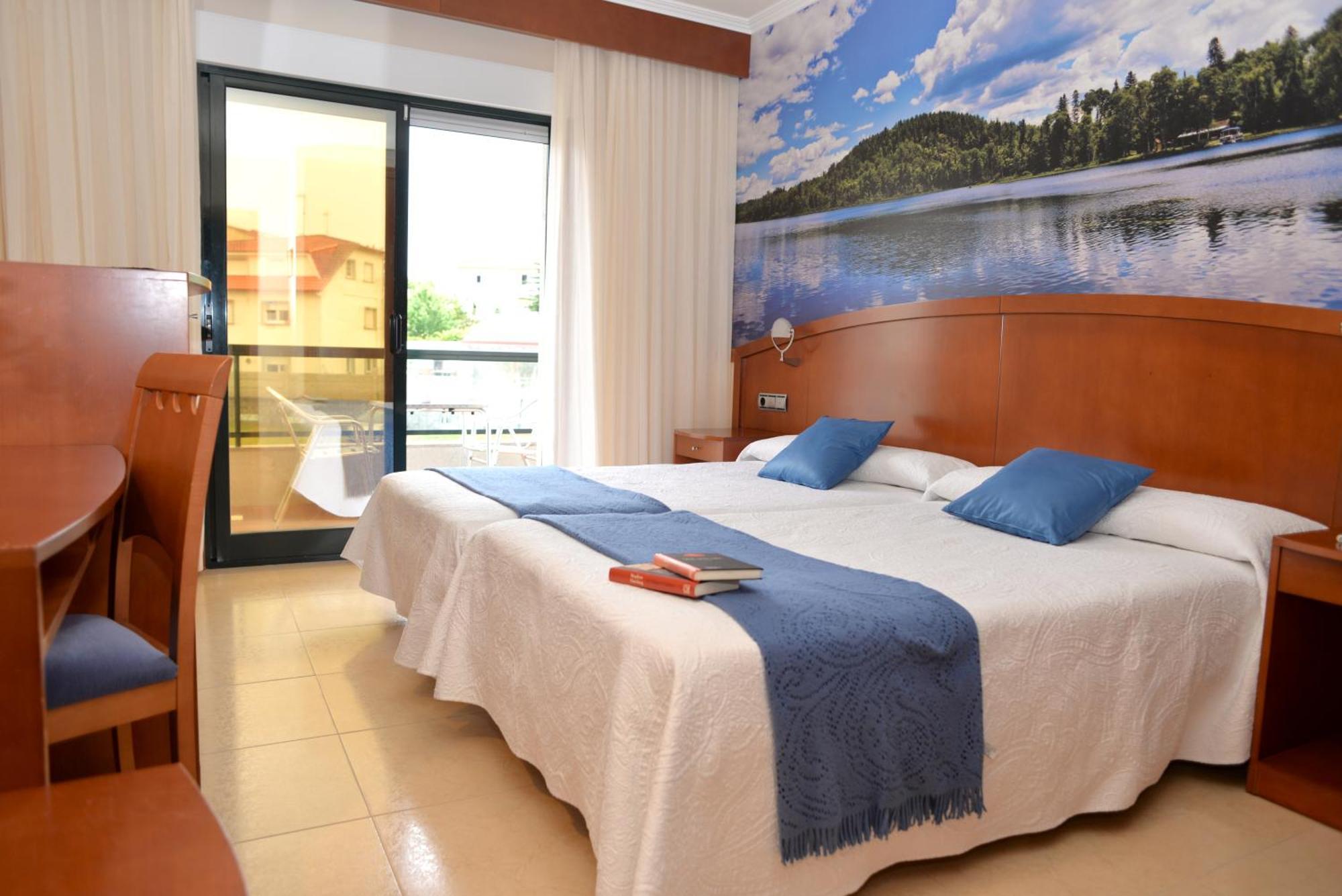 Double Room with Terrace,403359849:JPEG