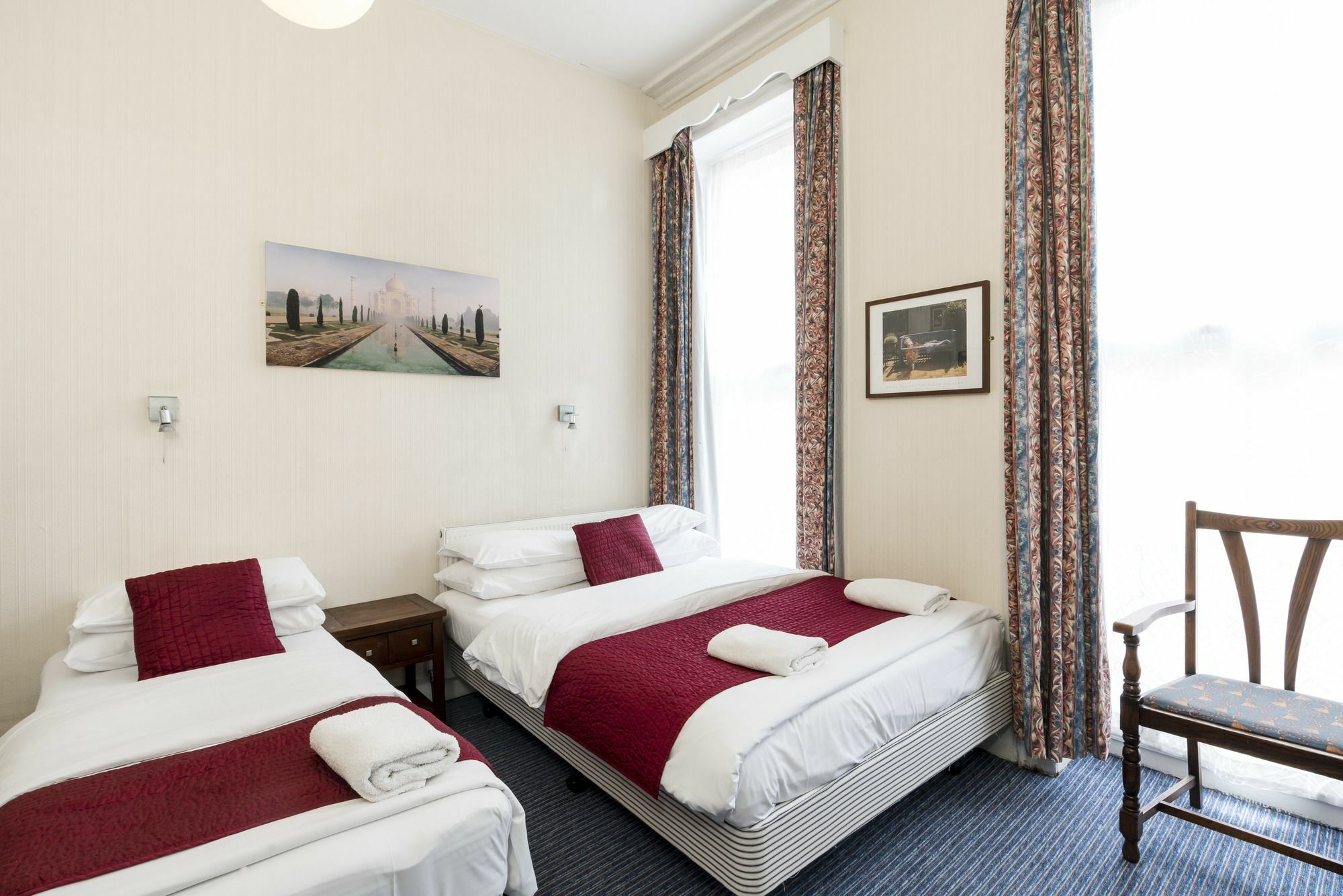 Chambre Triple avec Salle de Bains Commune