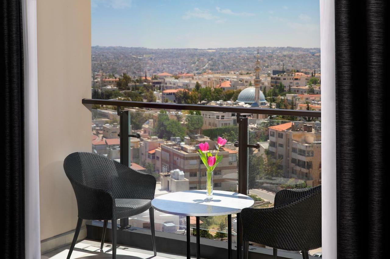 St. Regis Suite, 1 Bedroom Suite, 1 King, Balcony